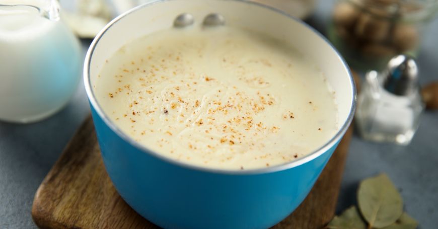 Béchamelsauce mit Muskatnuss